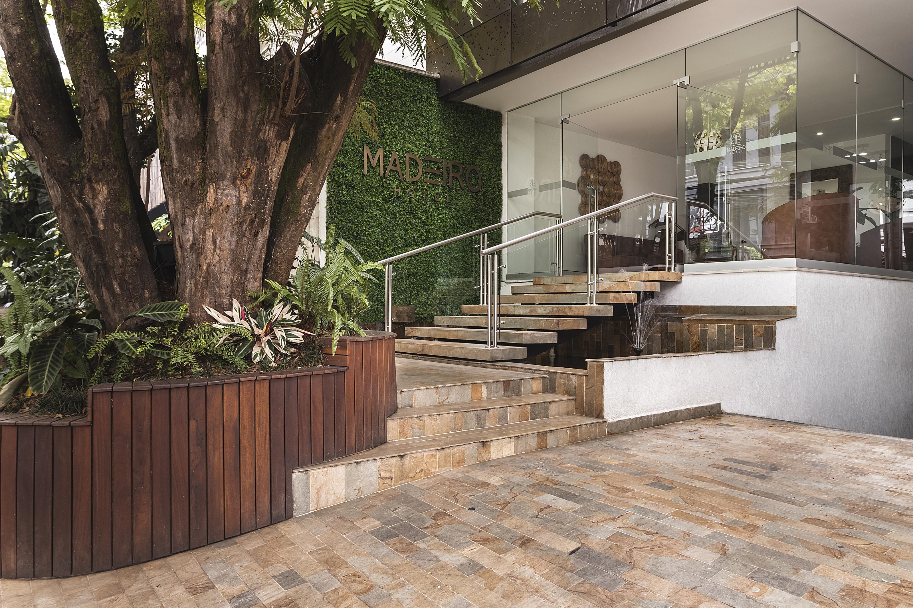 Hotel Madeiro Medellín Dış mekan fotoğraf