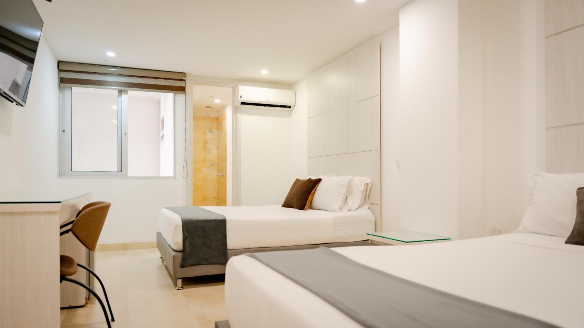 Hotel Madeiro Medellín Dış mekan fotoğraf