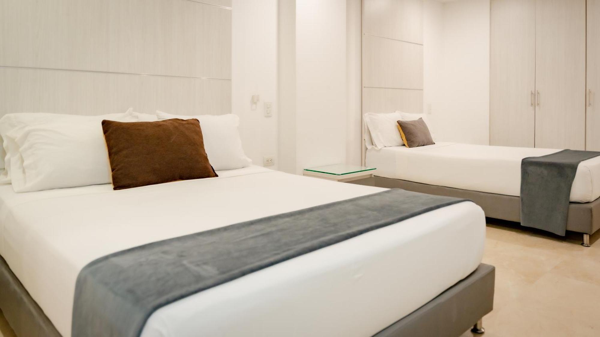 Hotel Madeiro Medellín Dış mekan fotoğraf
