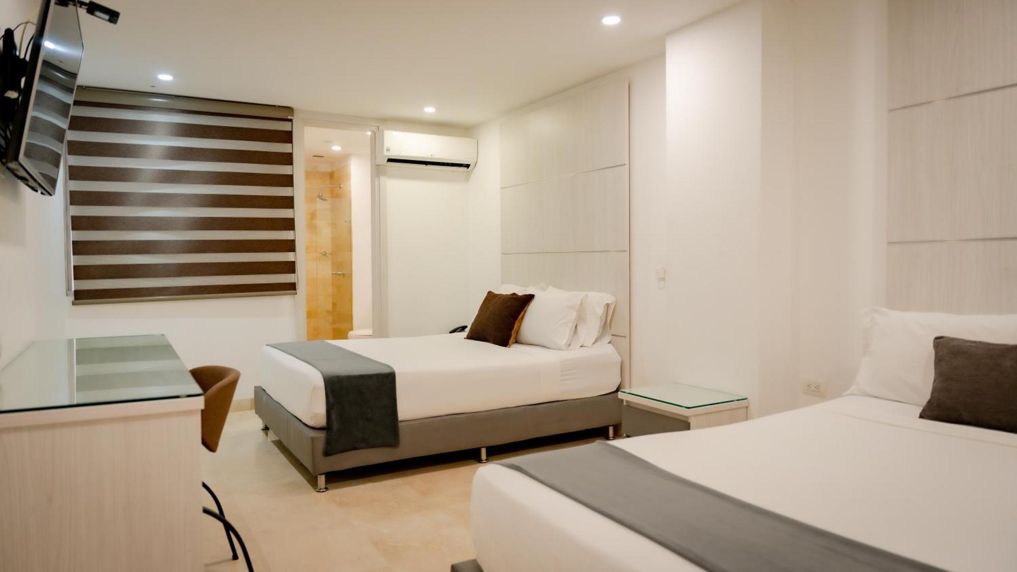 Hotel Madeiro Medellín Dış mekan fotoğraf